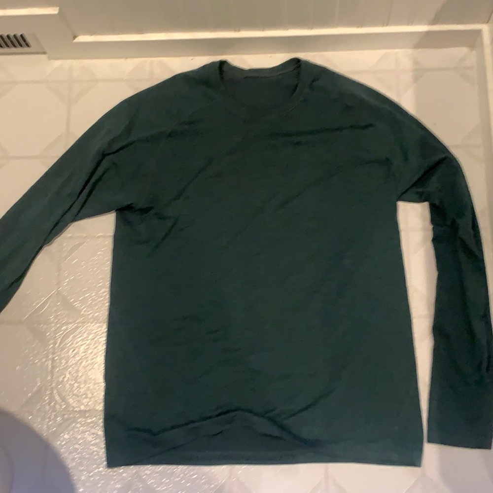 Men’s lululemon long sleeve
